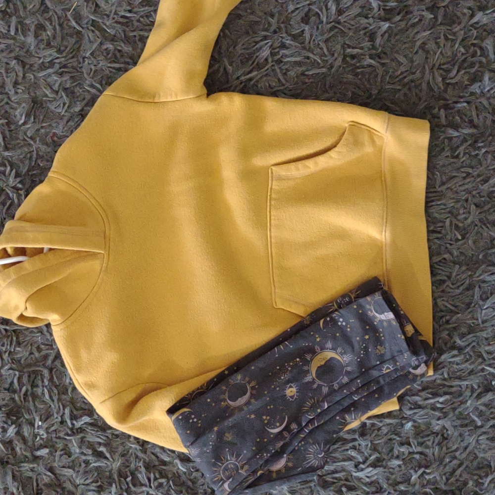 Hoodie w/t leggings